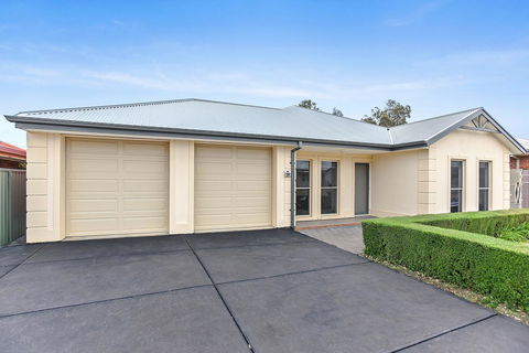 'The Hidden Diamond' - Normanville - Accommodation Sunshine Coast 6