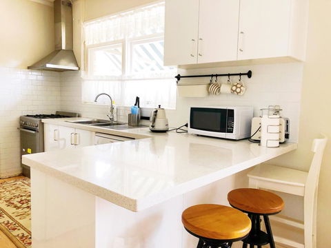 Beautiful Garden House - Accommodation Sunshine Coast 15