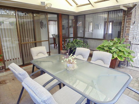 Baronet B & B - Accommodation Sunshine Coast 16