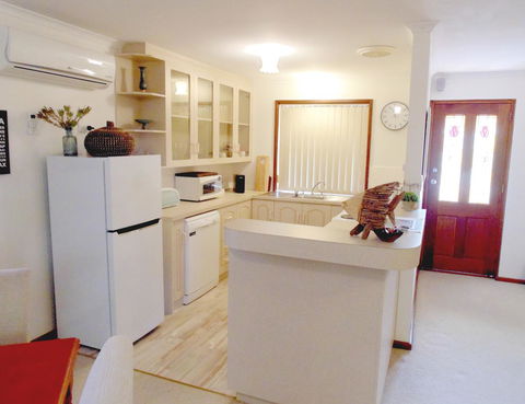 Baronet B & B - Accommodation Sunshine Coast 9