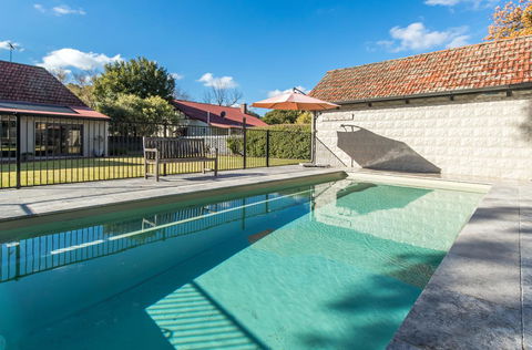The Tudor House - Accommodation Sunshine Coast 19