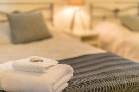 The Tudor House - Accommodation Sunshine Coast 13