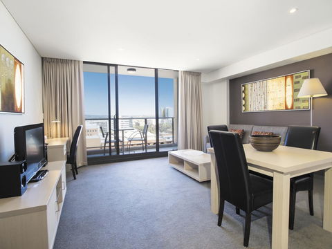 Oaks Adelaide Horizons Suites - Accommodation Sunshine Coast 3