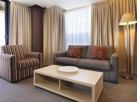 Oaks Adelaide Horizons Suites - Accommodation Sunshine Coast 14