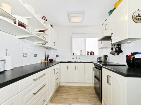 Monaco Court Apartment Adelaide - Accommodation Sunshine Coast 2