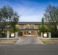 Garden City Motor Inn - Accommodation Sunshine Coast