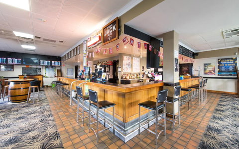 Nightcap At Rose & Crown Hotel - Accommodation Sunshine Coast 30