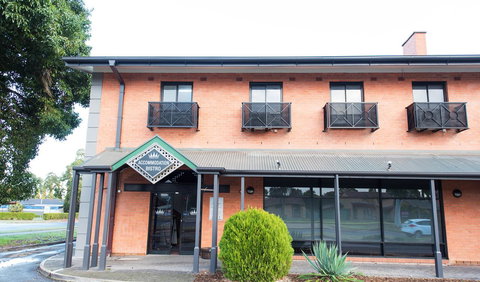 Nightcap At Rose & Crown Hotel - Accommodation Sunshine Coast 36