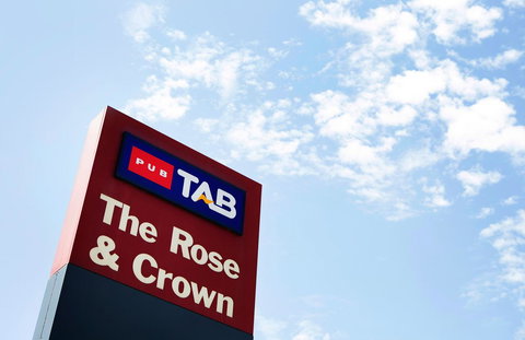 Nightcap At Rose & Crown Hotel - Accommodation Sunshine Coast 37