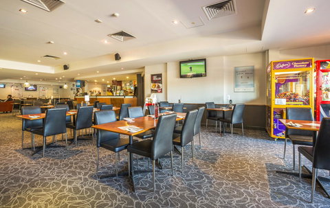 Nightcap At Rose & Crown Hotel - Accommodation Sunshine Coast 22