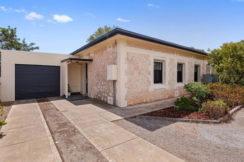 Cute And Cosy - Events, Workers, Getaways - Accommodation Sunshine Coast 14