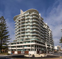 Oaks Liberty Towers - Accommodation Sunshine Coast