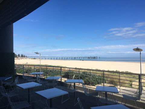 Beachside Luxury Getaway In Glenelg - Accommodation Sunshine Coast 19