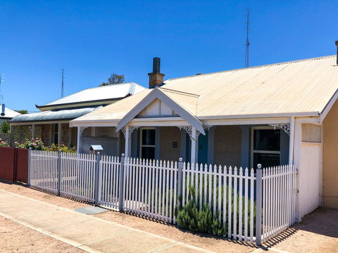 Inglenook Cottage - Accommodation Sunshine Coast 35