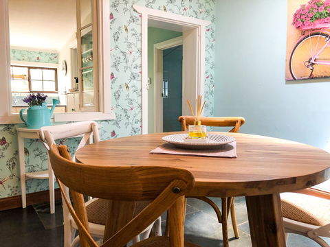 Inglenook Cottage - Accommodation Sunshine Coast 5