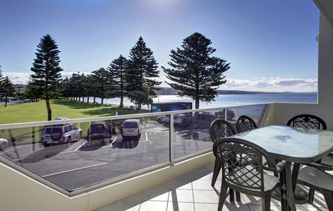 Tasman Beachside Apartment - Accommodation Sunshine Coast 0
