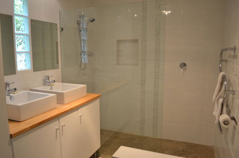 Tin House In Tanunda - Accommodation Sunshine Coast 5