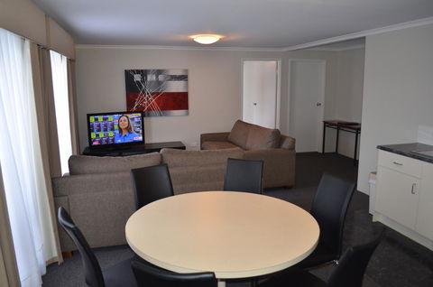 Arkana Motor Inn & Terrace Apartments - Accommodation Sunshine Coast 8