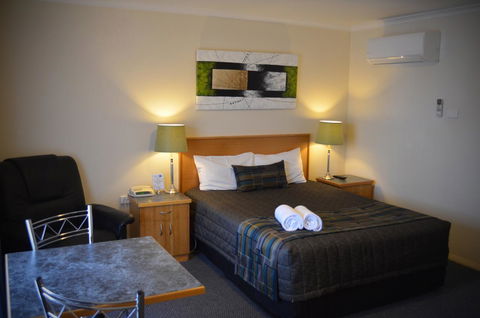 Arkana Motor Inn & Terrace Apartments - Accommodation Sunshine Coast 0