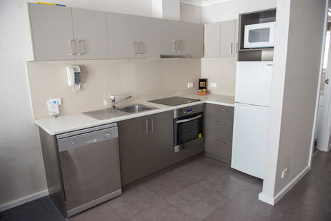 Arkana Motor Inn & Terrace Apartments - Accommodation Sunshine Coast 3