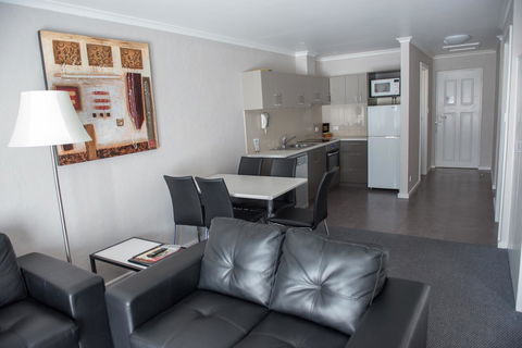 Arkana Motor Inn & Terrace Apartments - Accommodation Sunshine Coast 24