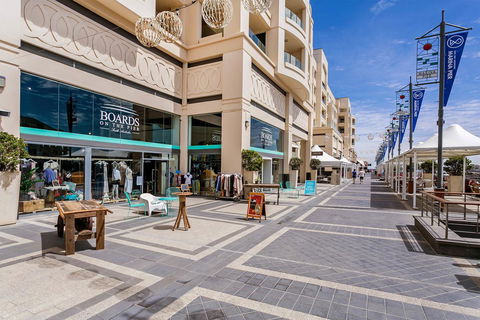 Heart Of Glenelg BnB - Accommodation Sunshine Coast 17