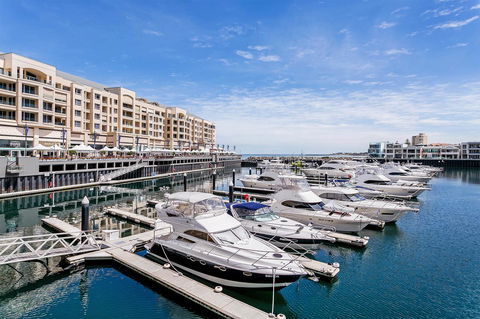 Heart Of Glenelg BnB - Accommodation Sunshine Coast 22