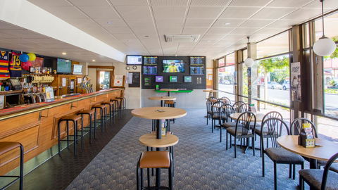 Bay Motel Hotel - Accommodation Sunshine Coast 13