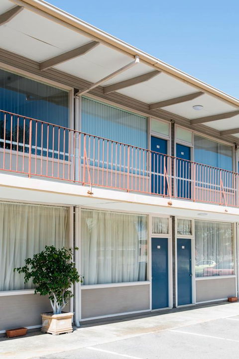 Bay Motel Hotel - Accommodation Sunshine Coast 17