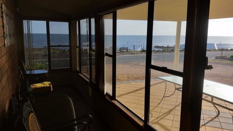 Wallaroo Sunset Home - Accommodation Sunshine Coast 29