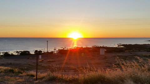 Wallaroo Sunset Home - Accommodation Sunshine Coast 15