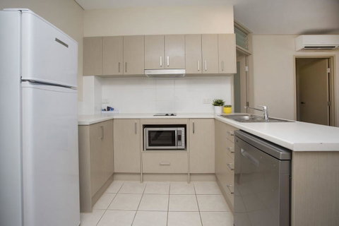 Hume Serviced Apartments - Accommodation Sunshine Coast 16