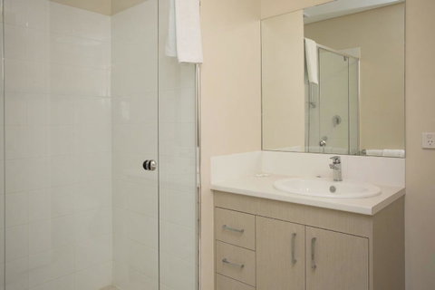 Hume Serviced Apartments - Accommodation Sunshine Coast 21