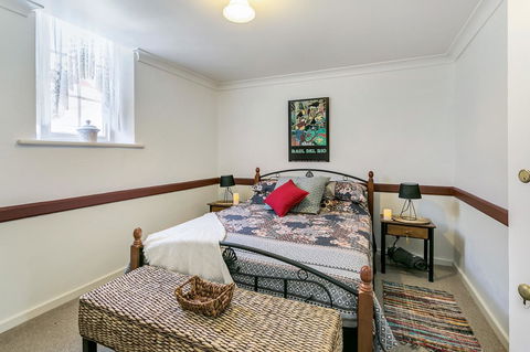 \'THE CHURCH\' Guest Home, Gawler Barossa Region - Accommodation Sunshine Coast 4