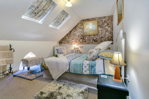 \'THE CHURCH\' Guest Home, Gawler Barossa Region - Accommodation Sunshine Coast 7