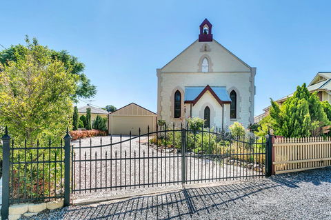 \'THE CHURCH\' Guest Home, Gawler Barossa Region - Accommodation Sunshine Coast 0