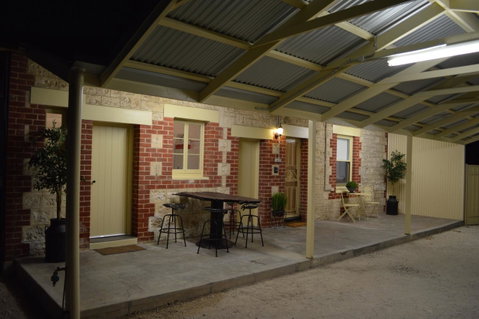 Two Cow Cottage Bed & Breakfast - Accommodation Sunshine Coast 32