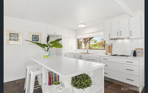 Maslin Beach Getaway - Accommodation Sunshine Coast 6