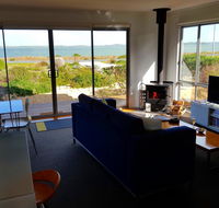 Coorong Waterfront Retreat - Accommodation Sunshine Coast