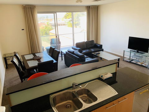 Ensenada Motor Inn And Suites - Accommodation Sunshine Coast 24