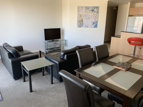 Ensenada Motor Inn And Suites - Accommodation Sunshine Coast 32
