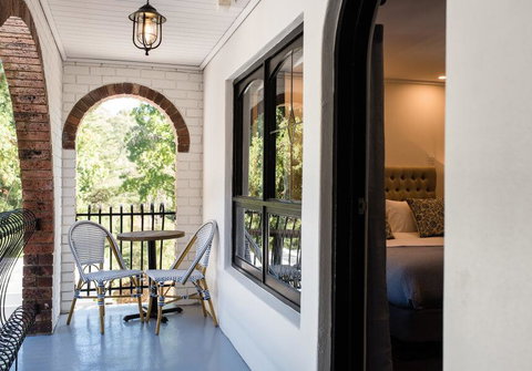 The Manor Basket Range - Accommodation Sunshine Coast 18