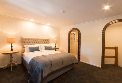 The Manor Basket Range - Accommodation Sunshine Coast 4