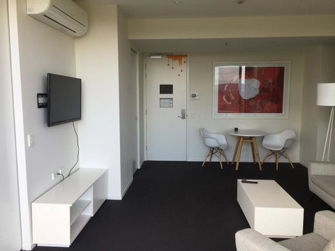 Tasha\'s Apartments On Warwick - Accommodation Sunshine Coast 39