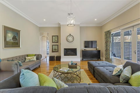 Grandview Accommodation - The Elm Tree Apartments - Accommodation Sunshine Coast 16