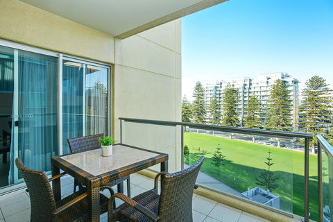 Pier Luxury Apartments - Accommodation Sunshine Coast 26