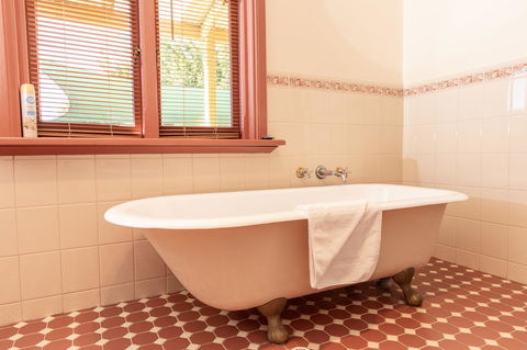 Rivergum Cottages Gawler Barossa Region - Accommodation Sunshine Coast 4
