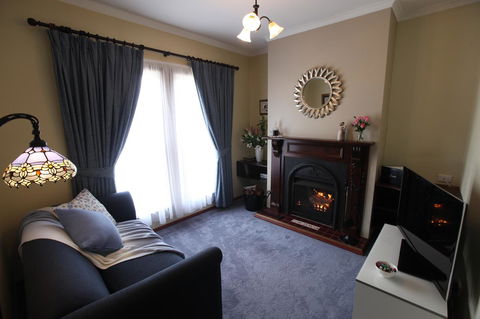 Wine And Roses Bed And Breakfast - Accommodation Sunshine Coast 21