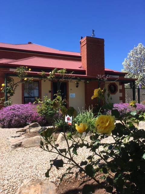 Wine And Roses Bed And Breakfast - Accommodation Sunshine Coast 6