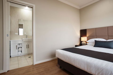 Renmark Holiday Apartments - Accommodation Sunshine Coast 8